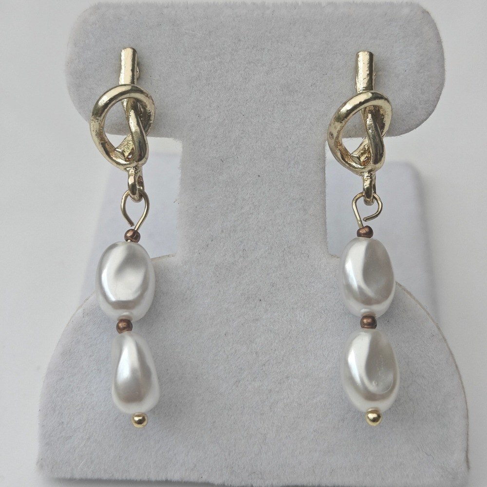 Gold Tone Knot Faux Pearl Drop Dangle Costume Earring Beaded White Baroque Style